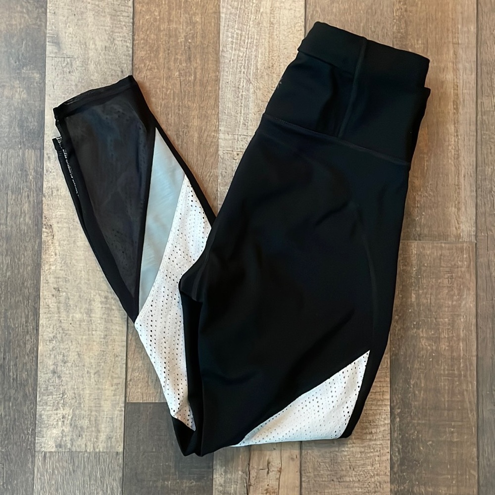Athleta leggings size small
